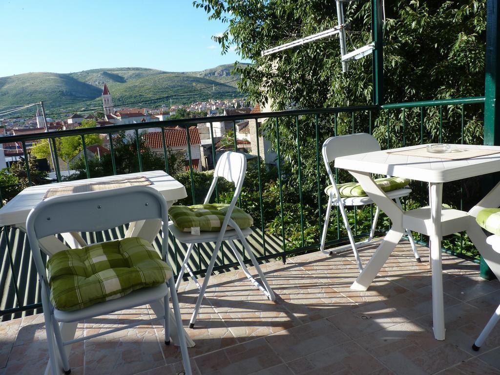 Apartments Kairos Trogir Exterior foto