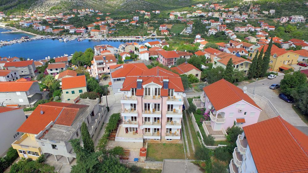 Apartments Kairos Trogir Exterior foto